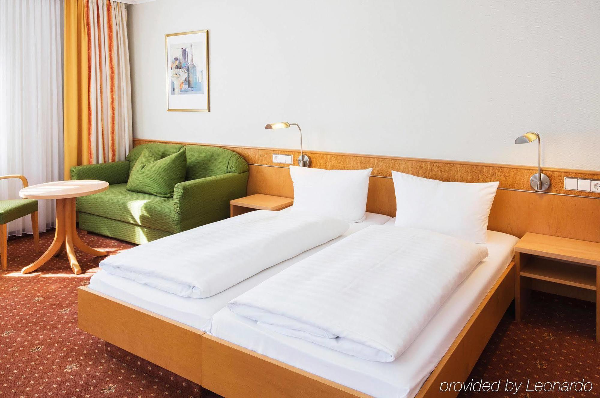 Hotel Rad Тетнанг Экстерьер фото